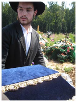 Roving Rabbis arrange a proper Jewish funeral & burial